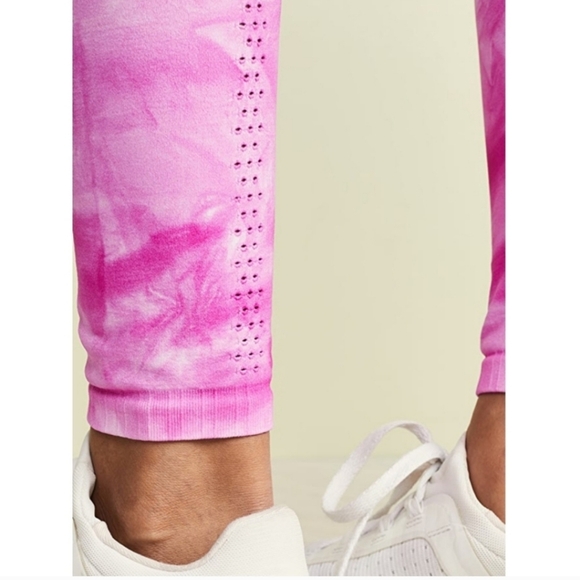 Free People Movement,  Shanti Tie-Dye‎ Leggings, Hyacinth,  Size XS/S - Picture 4 of 12